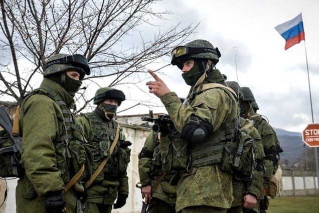 Журналіст показав, як повертаються в Росію 'відпочиваючі' на Донбасі: фотофакт