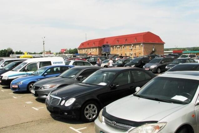 Украинцы начали покупать больше б/у автомобилей