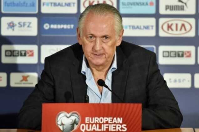 Все смешалось в доме Фоменко: тренер сборной Украины невнятно объяснил бледную ничью со Словакией