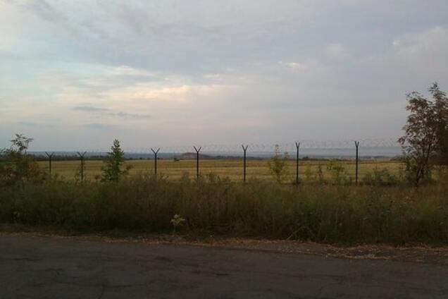 Россия 'предохранилась' от 'ЛНР' забором. Опубликованы фото