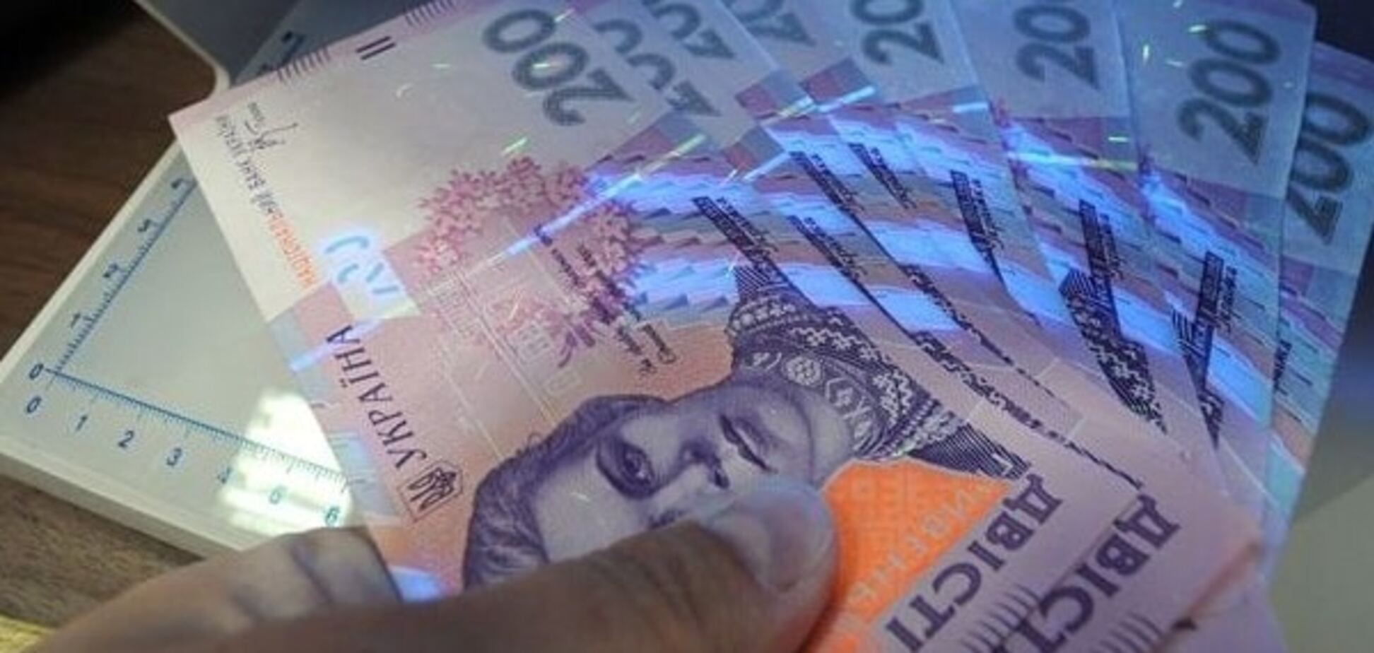 Главари 'ДНР' и 'ЛНР' смогли разместить в банках Украины около 30 млн