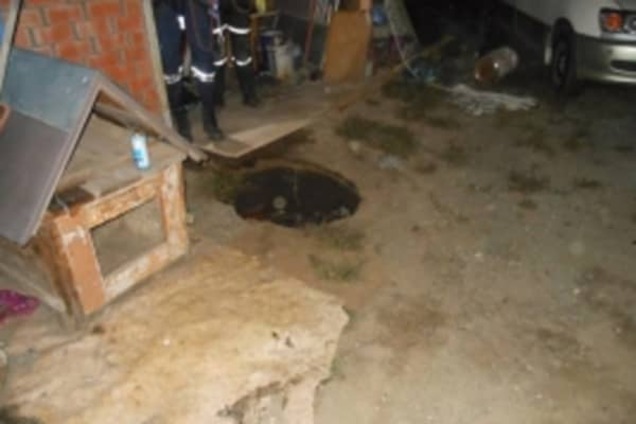 'Ворота пекла': у Росії чоловік провалився під землю і зник. Опубліковано фото