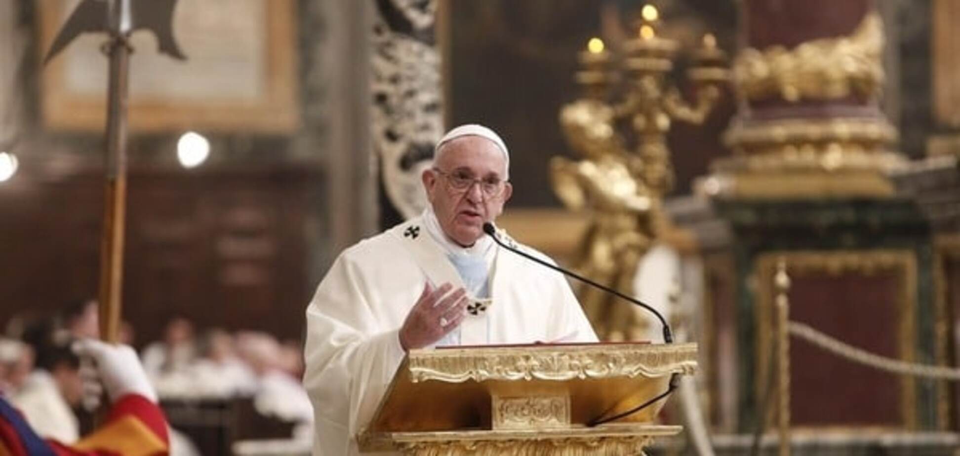 Папа Римский: теракты становятся все больше похожими на Третью мировую войну