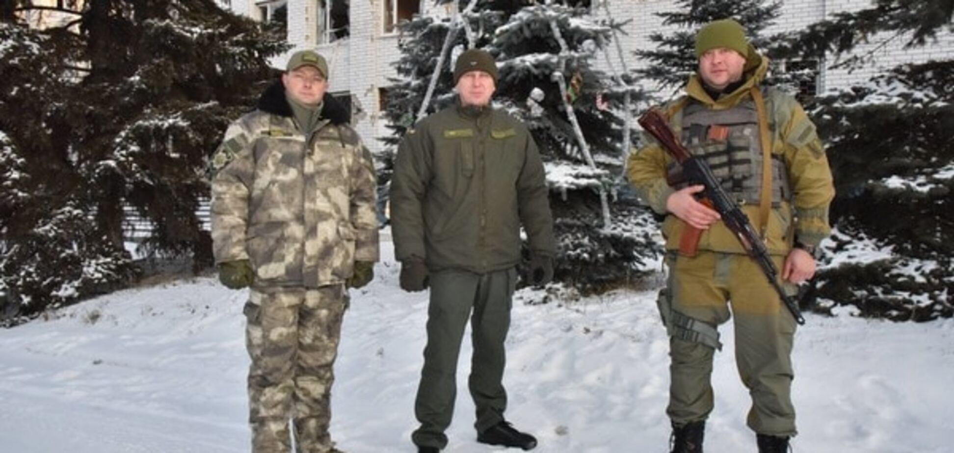 На Донбасі п'яний чоловік у камуфляжі вкусив поліцейського
