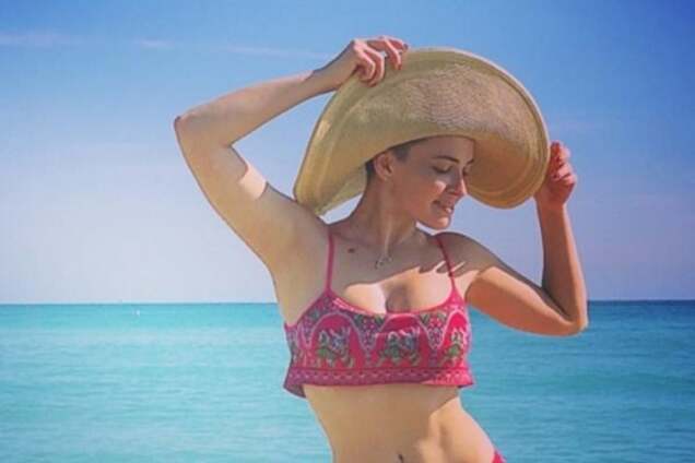 Сексуальная Астафьева выложила пикантные фото с отдыха