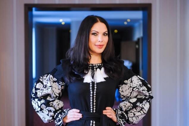 Влада Литовченко поразила Карпаты невероятными украинскими вышиванками (фото)