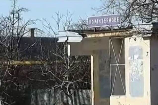 Приютили и накормили: жители Коминтерново с радостью приняли боевиков-захватчиков