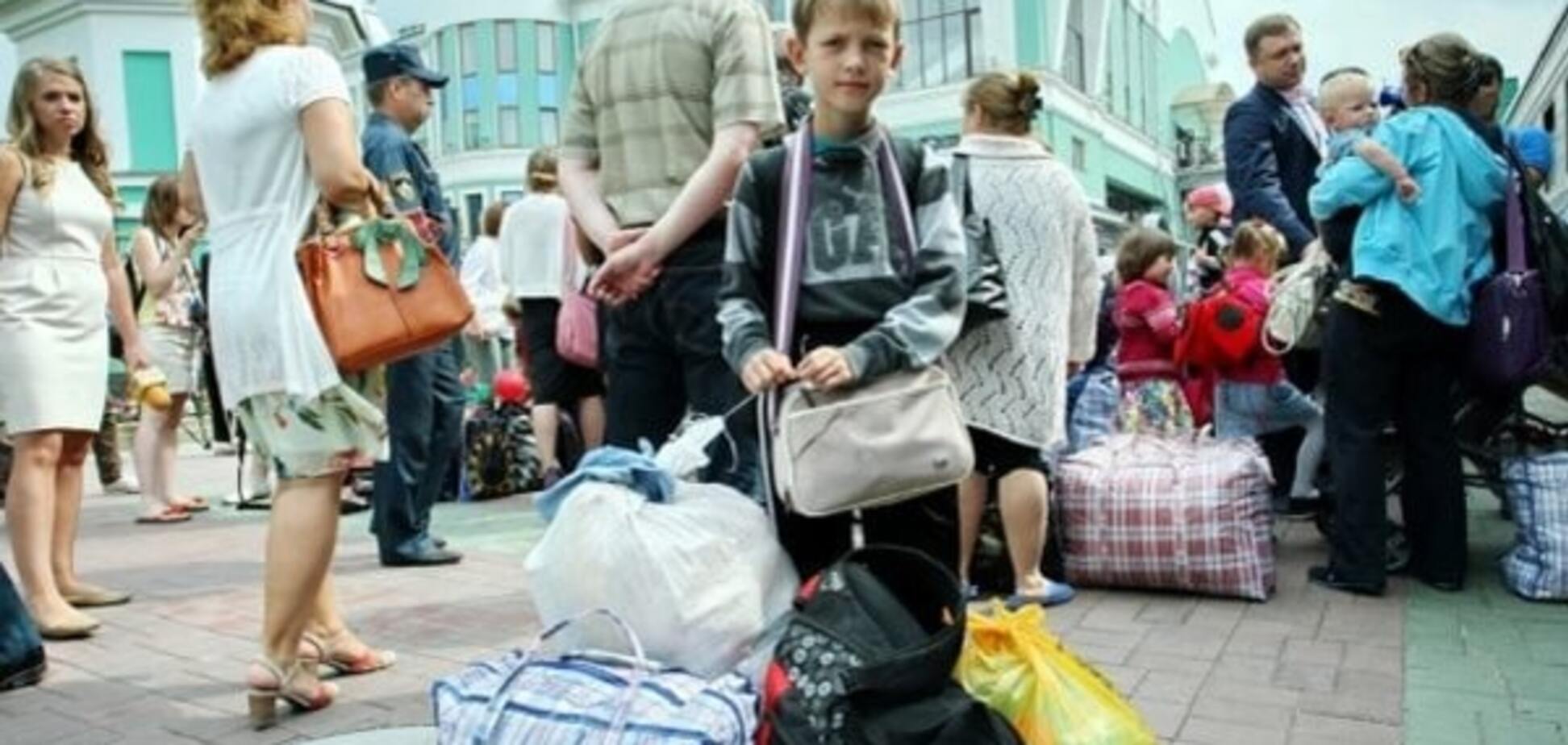 В ГСЧС подсчитали количество вынужденных переселенцев в Украине