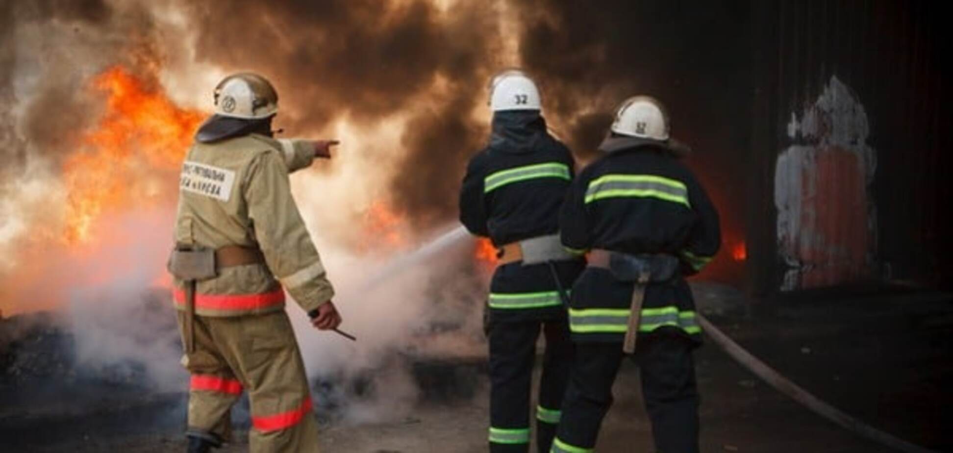 Огненная зима: в Киеве за сутки горели четыре машины   