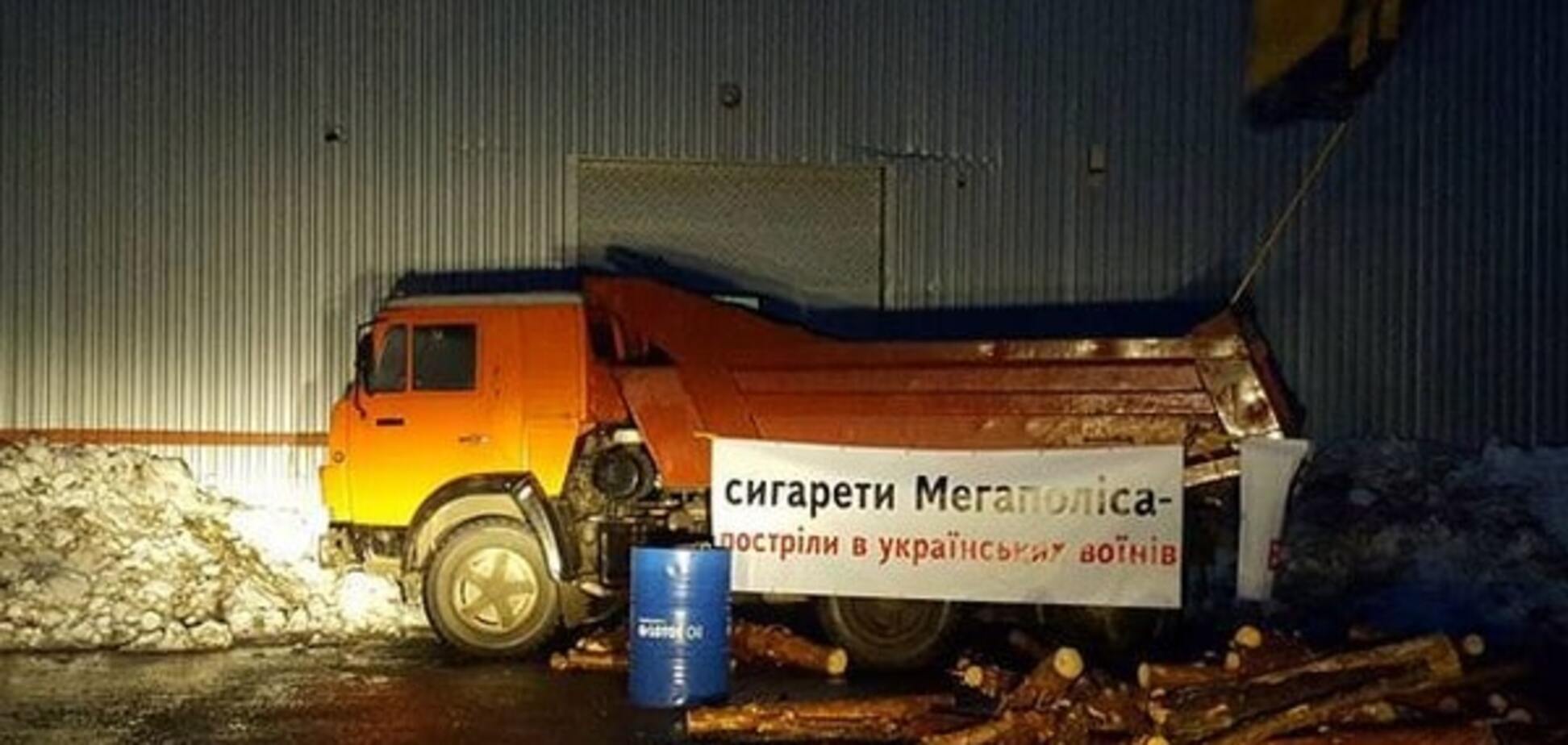 Активісти заблокували бізнес ФСБ вже в шести містах України