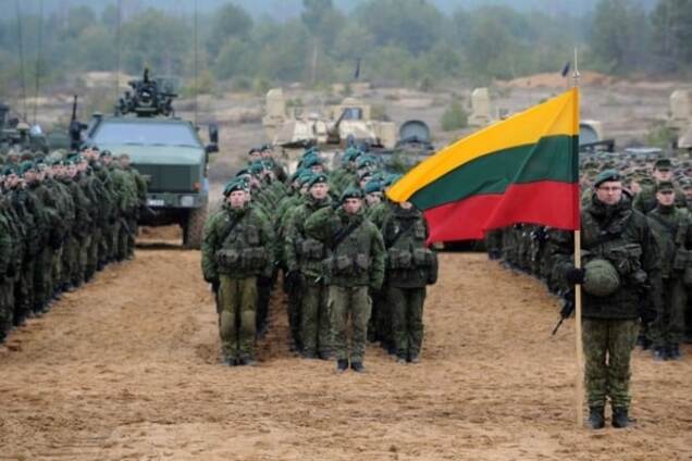 Литовцы ответили на призыв в армию эмиграцией из страны