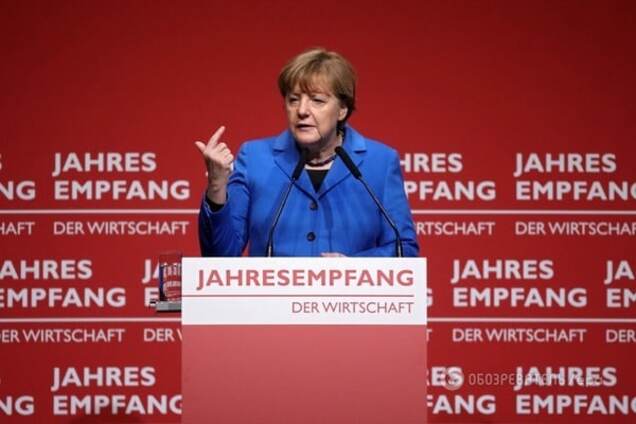 Ситуація з мігрантами вийшла з-під контролю - Меркель