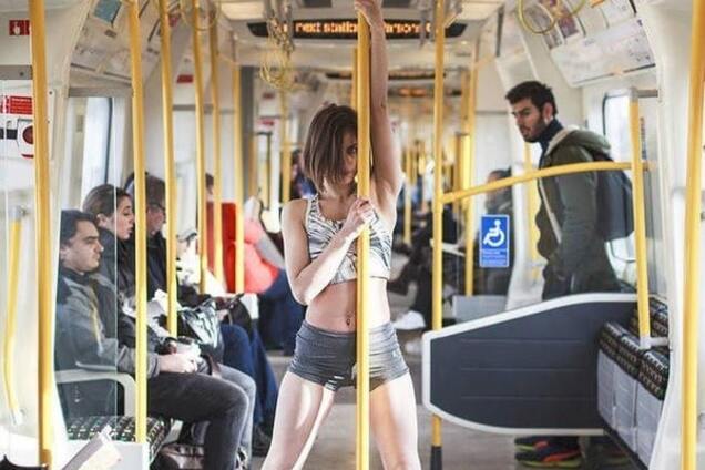 Дэнс на пилоне: сеть покорили фото девушки, танцующей в лондонском метро