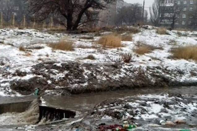 Жестокое убийство в Мариуполе: в водостоке нашли кисти рук