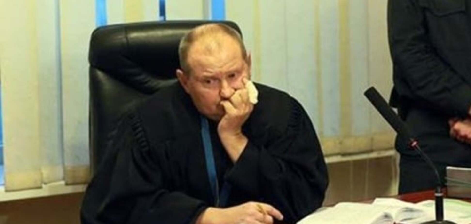 Скандальный судья по делу Корбана загадочно исчез из списка на увольнение