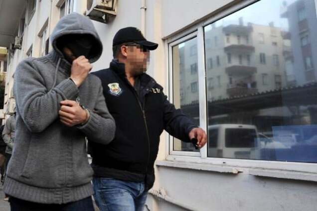 Опубліковано відео затриманих за причетність до вибухів у Стамбулі росіян