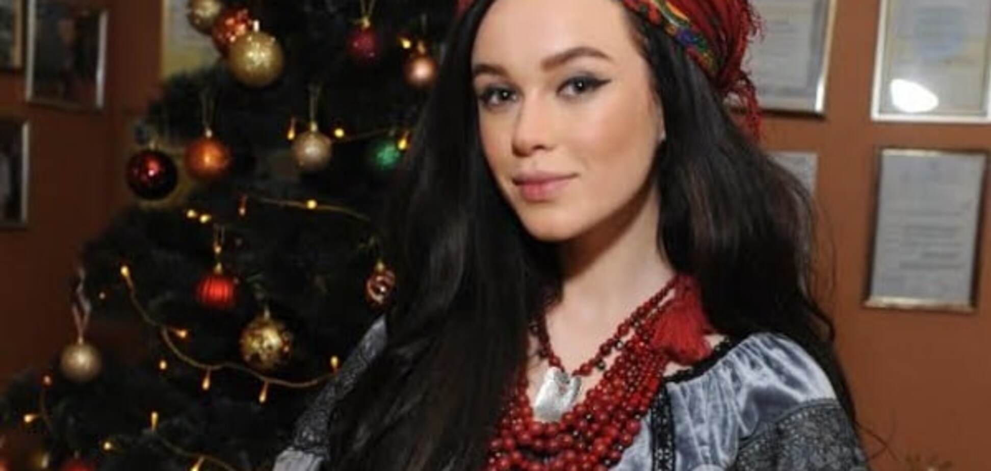 Яремчук, Сумская и Литовченко выгуляли национальные наряды в Яремче: яркие фото звезд