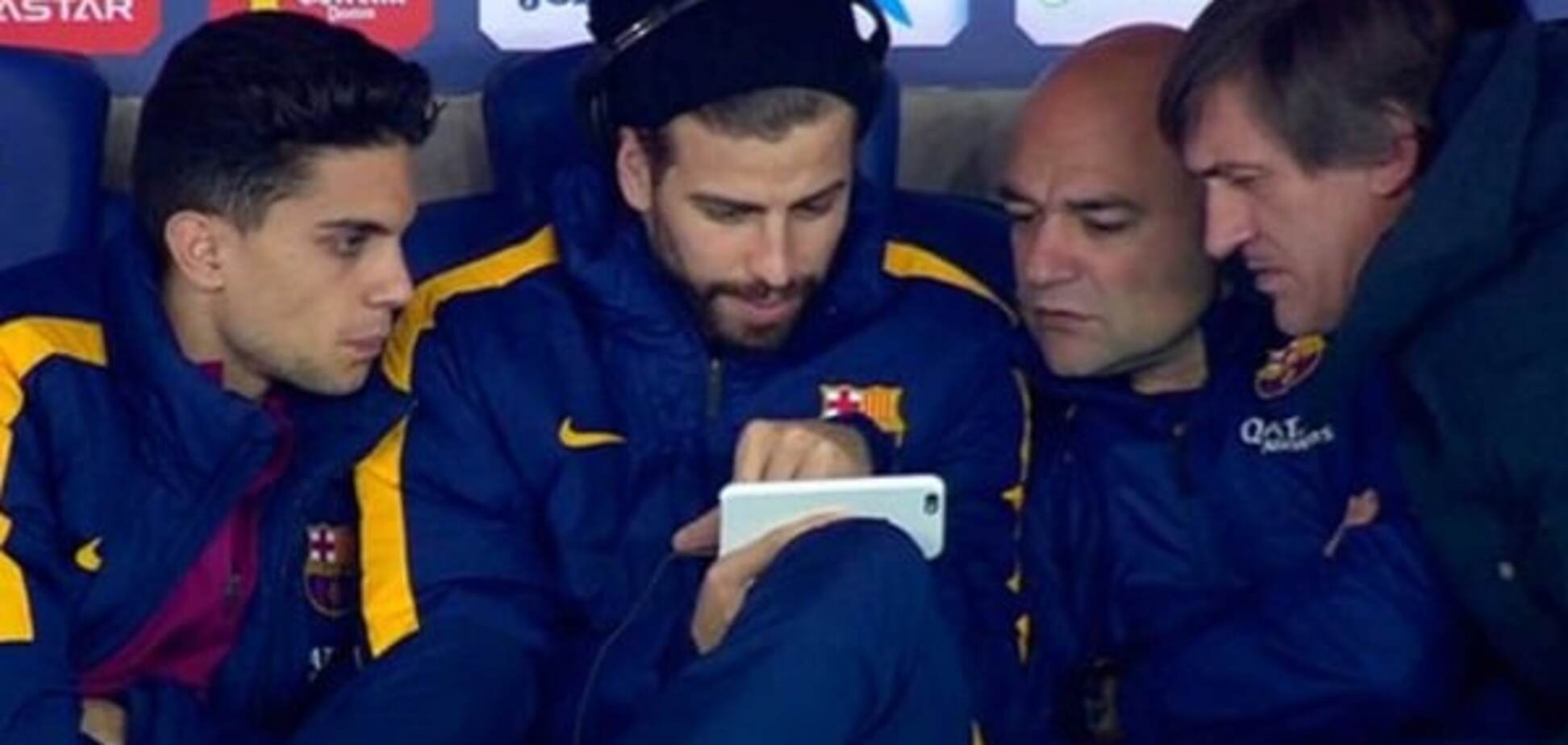 Фотографія з матчу 'Барселони' поставила в глухий кут уболівальників: загадковий знімок