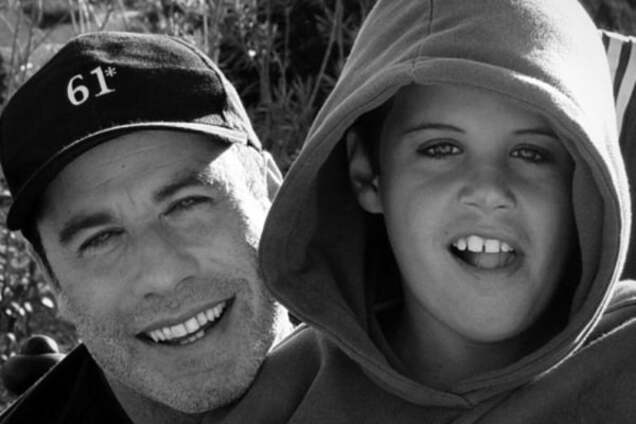 Джон Траволта опубликовал трогательное сообщение в память о сыне