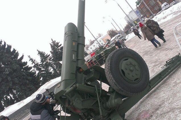 Что-то замышляют: оккупанты развернули 'отведенную' артиллерию в Макеевке