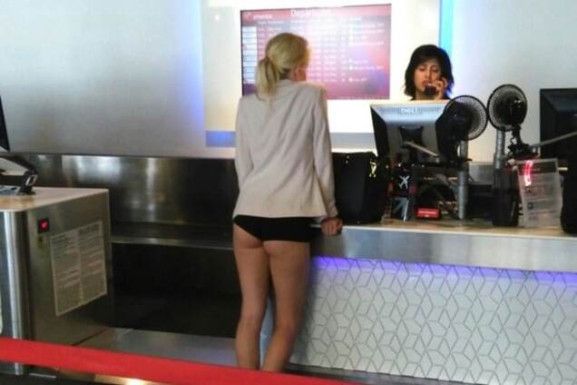 Опубликованы фото смешных ситуаций, когда люди 'терялись' в кадре