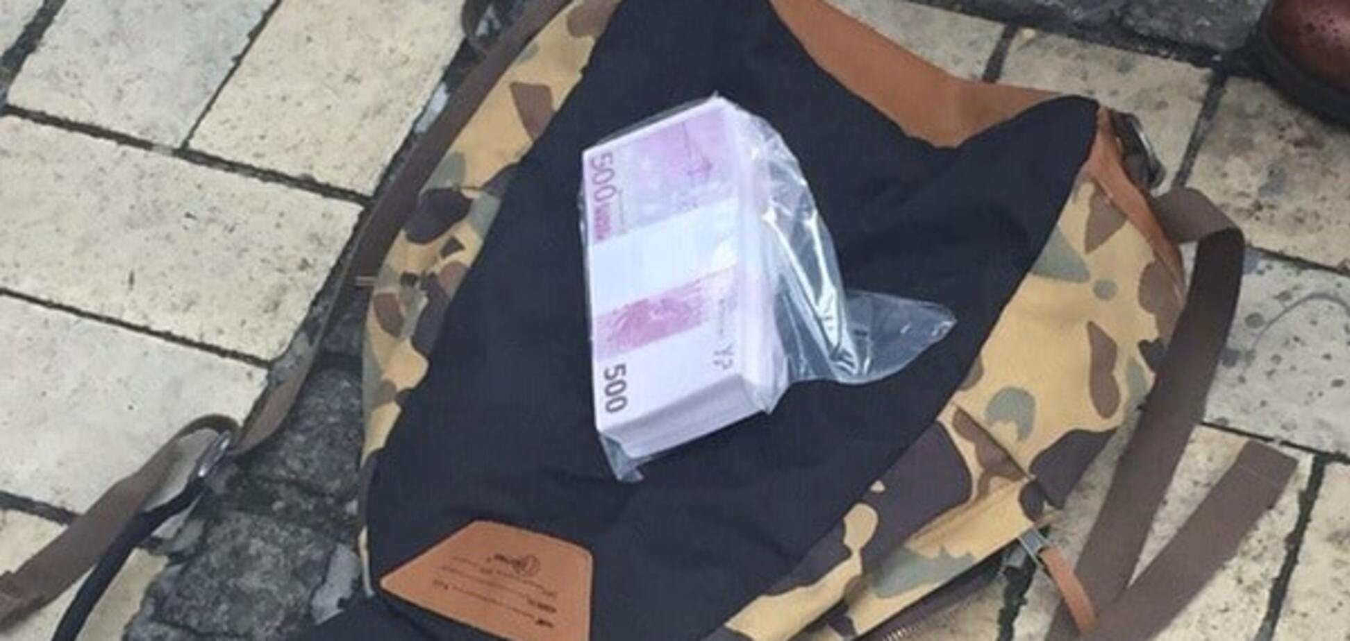 В Україні припинили реалізацію 1 млн фальшивих євро