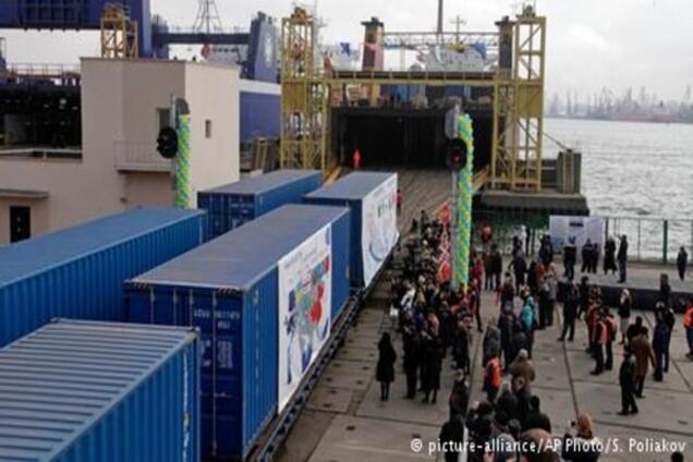 Україна запустила перший контейнерний потяг до Китаю в обхід Росії