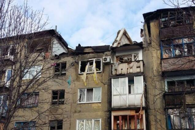 Взрыв многоэтажки на Донбассе: погибла 4-летняя девочка