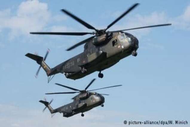 На Гаваях зіткнулися два військово-транспортних гелікоптери США