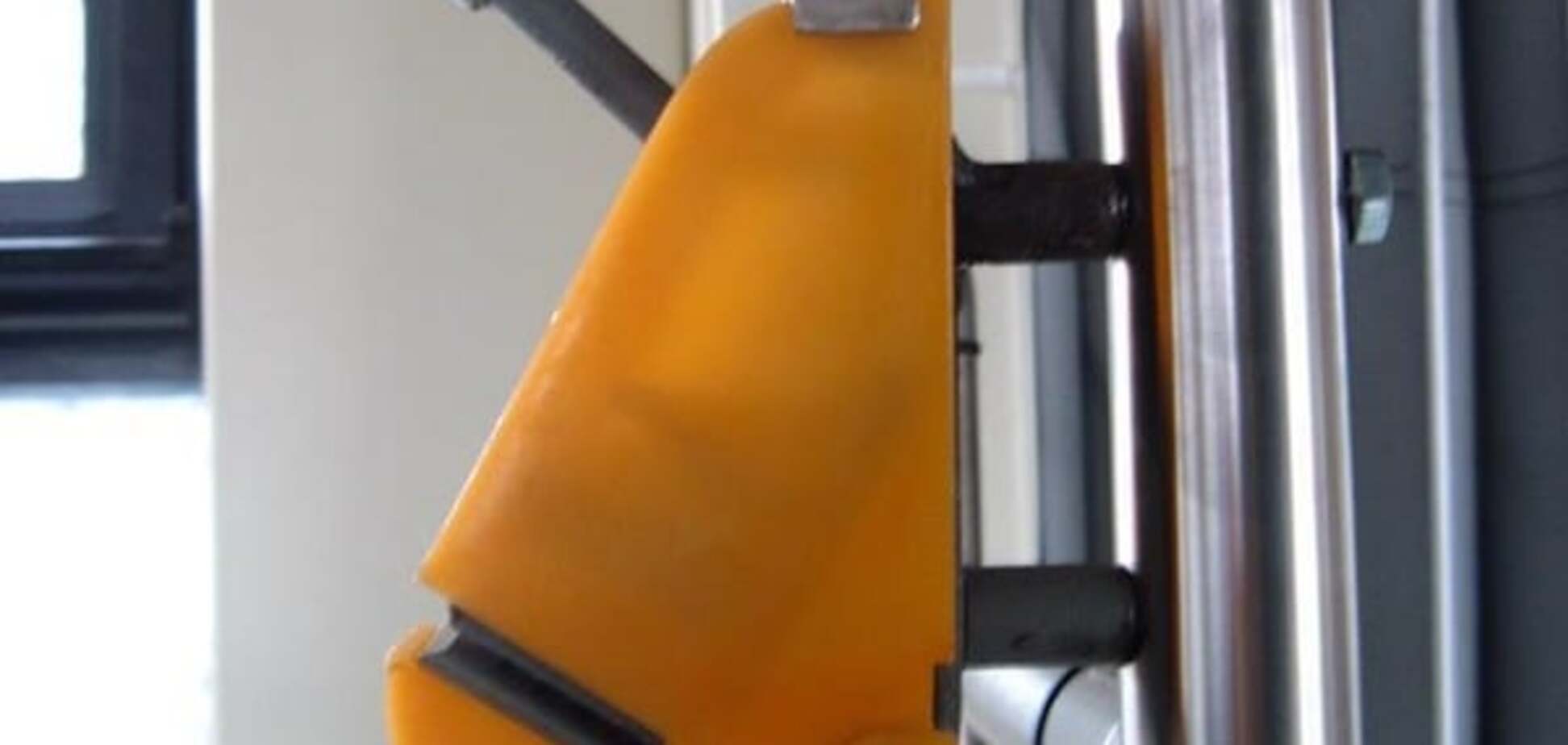 В соцсети раскритиковали компостеры в новом киевском трамвае