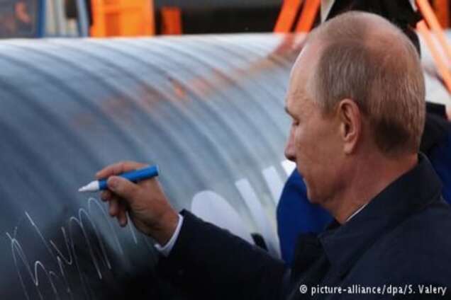 Reuters: 'Газпром' прорахувався щодо контракту з Китаєм