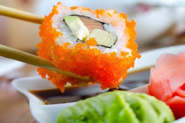 Научитесь готовить правильный рис для суши: секреты и хитрости