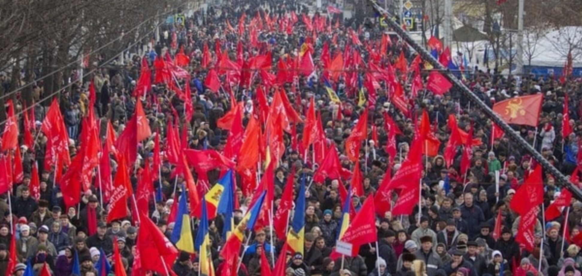 В Кишиневе одновременно прошли три многотысячных протеста