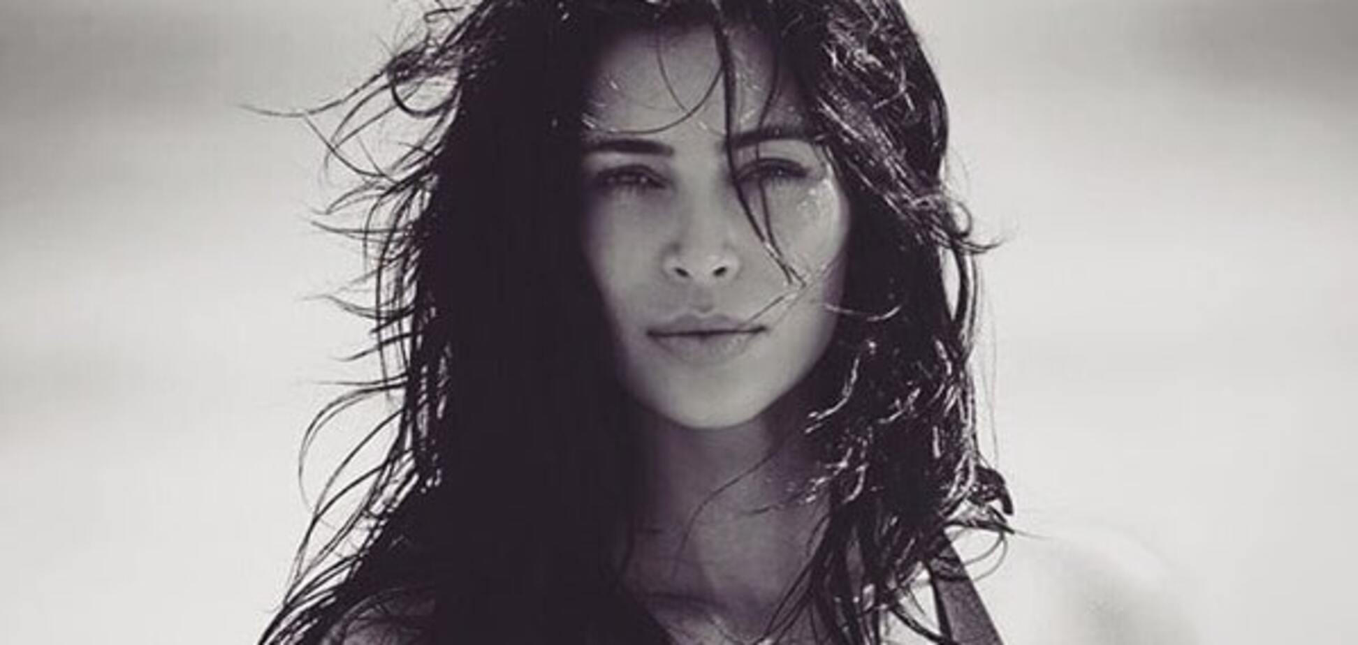 Ким Кардашьян впервые после родов показала фигуру в купальнике