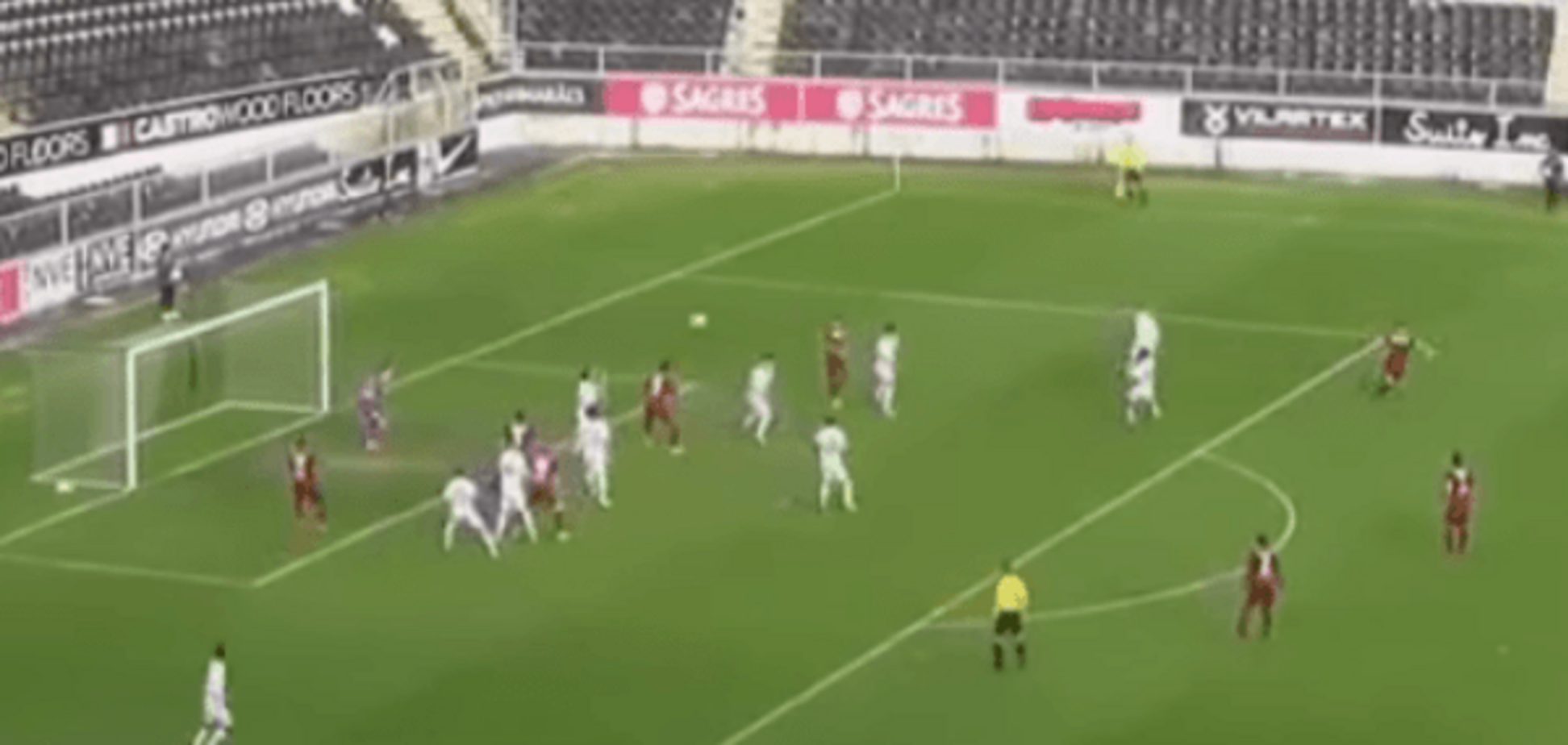 Засадив від душі. Португальський футболіст забив приголомшливий гол з 20 метрів: відео шедевра