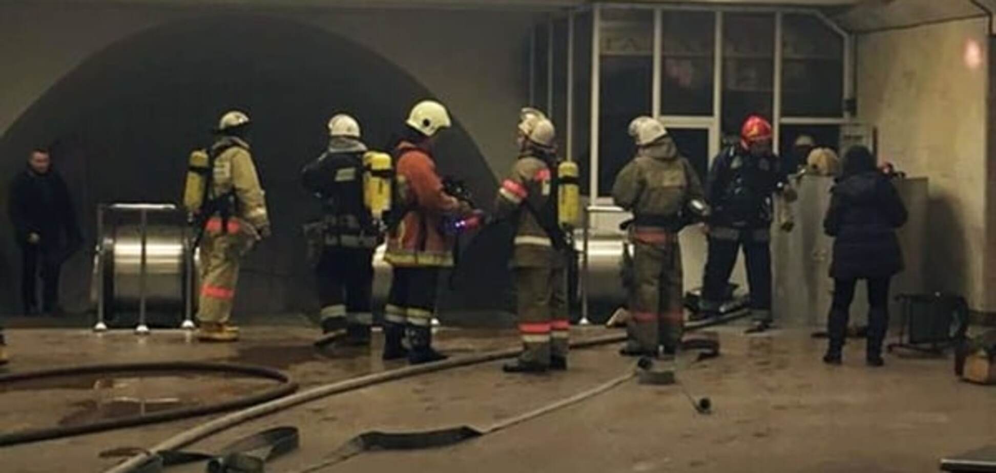 Пожежа в київському метро: поліція відкрила два кримінальні провадження