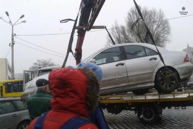 У Львові зловили п'яного священика за кермом