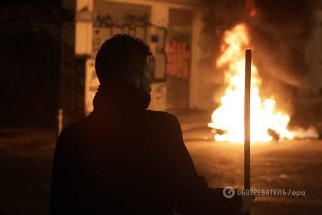 Будні 'російського світу': окупанти в Криму спалили авто глави Меджлісу