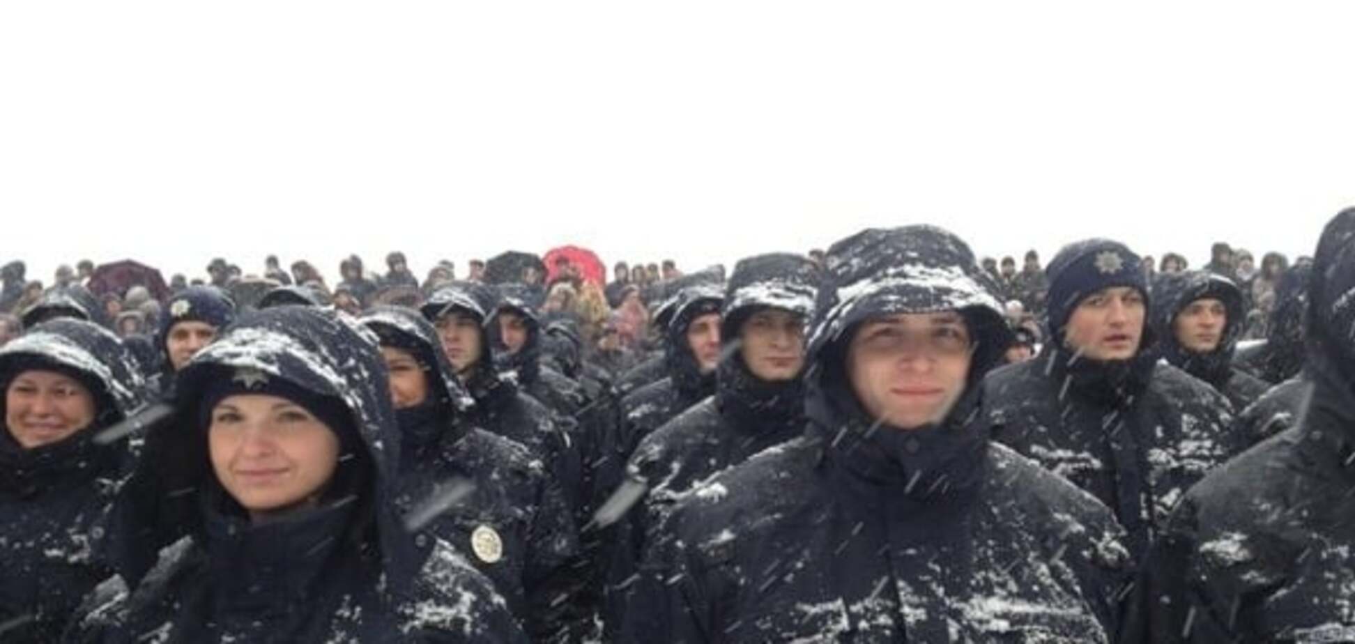 В Днепропетровске появилась новая полиция: опубликованы фото