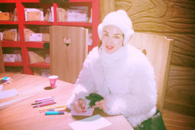 Злата Огневич прокатилась с ледяной горки: опубликовано видео