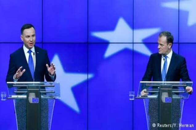 Туск і Дуда закликали припинити 'істерику' щодо перевірки Польщі