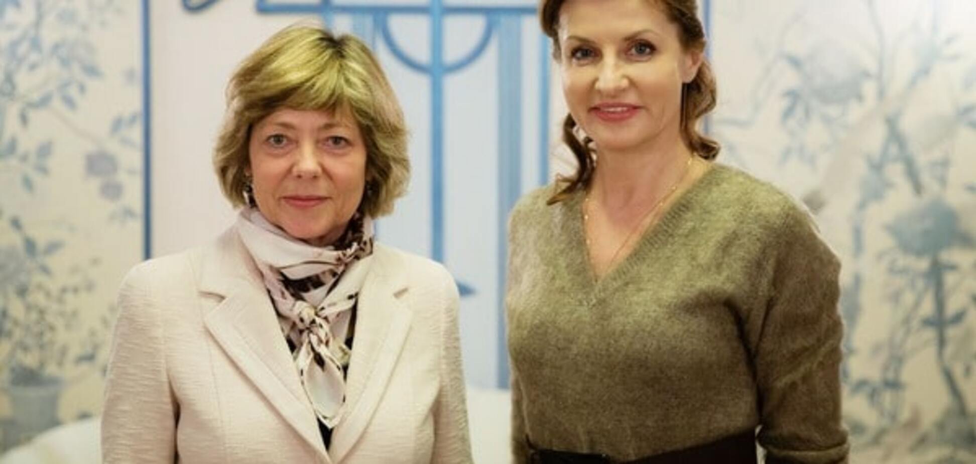 Війна на Донбасі: перші леді України і Німеччини підняли гостре питання