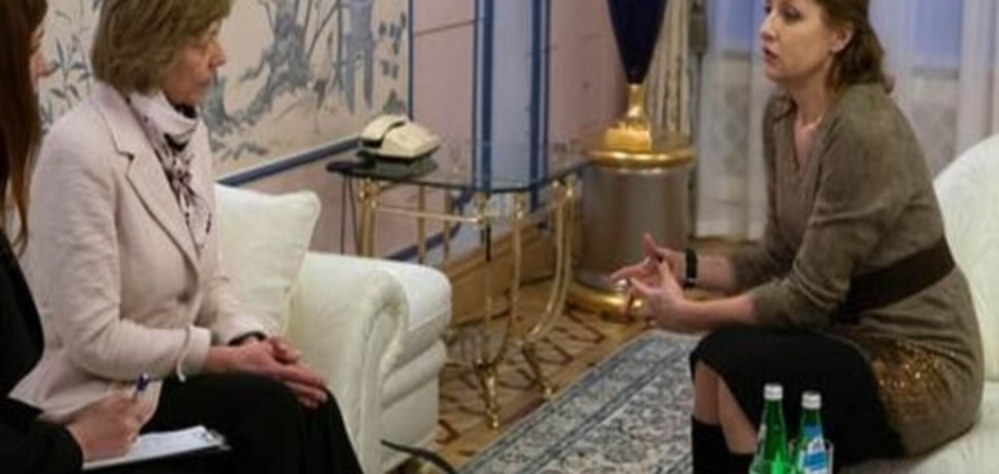 Перші леді ФРН та України обговорили проблеми дітей-переселенців та сиріт