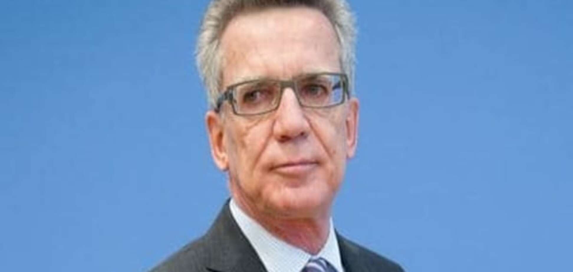 Глава МВС Німеччини: Неможливо прийняти всіх біженців