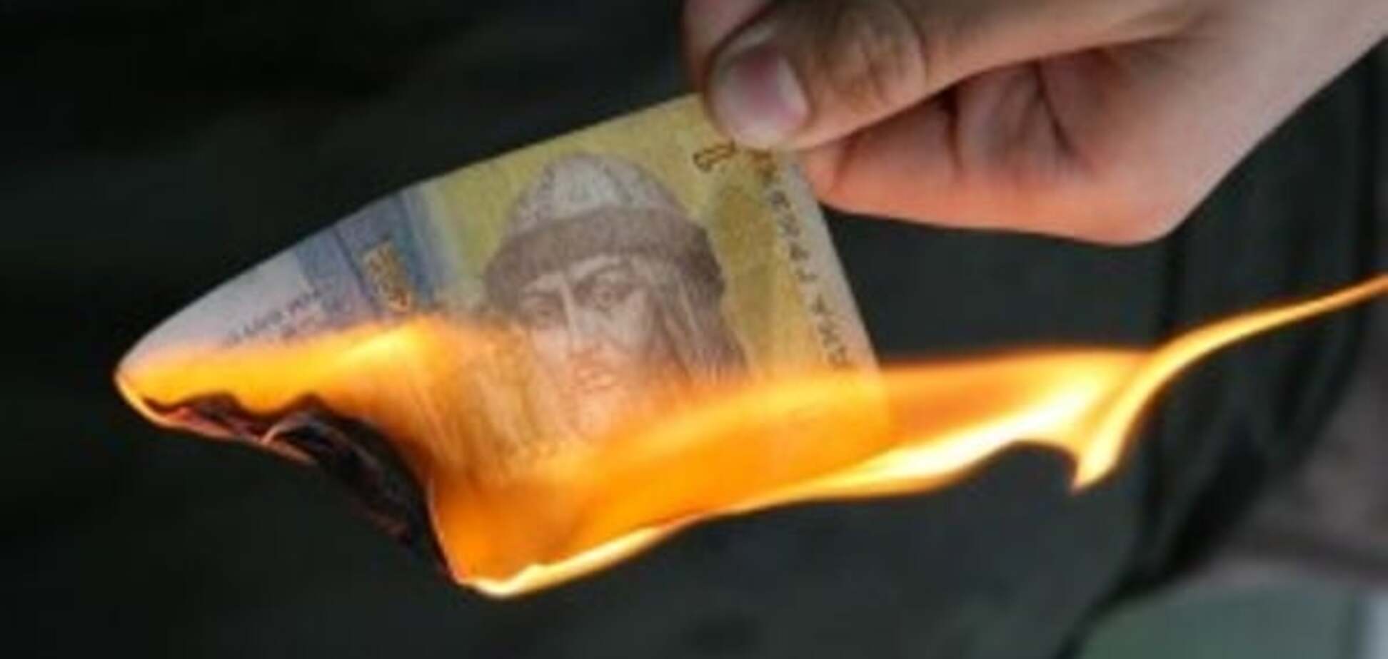 Журналіст показав, на скільки обікрали українців 'рішучі реформатори'