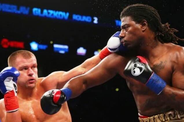 'Профанация': известный комментатор высмеял чемпионский бой украинца Глазкова