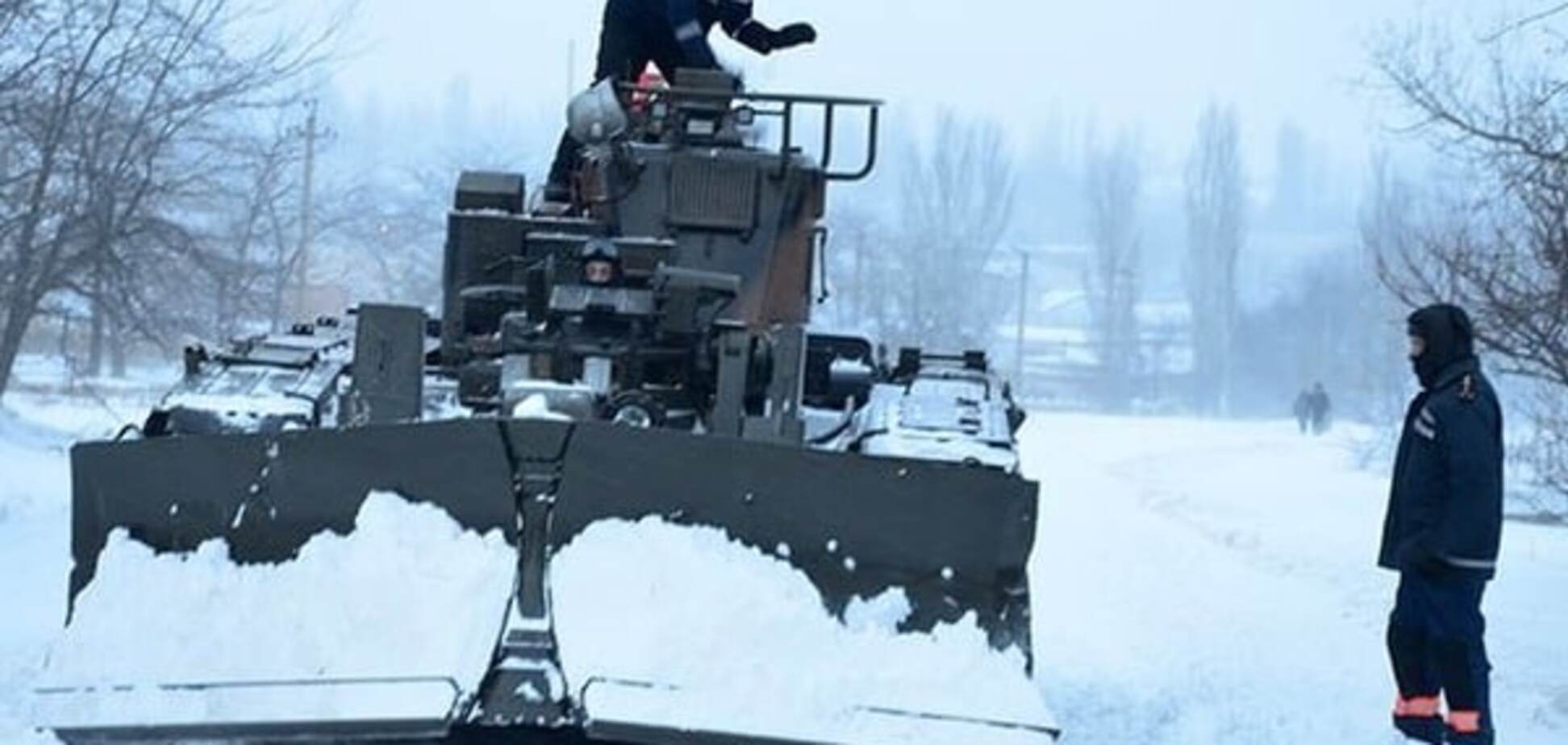 Снежный коллапс: в Николаевской области снова перекрыли дороги