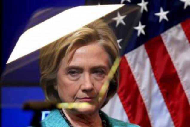 Девушка и хулиган: как Хиллари остановит Путина