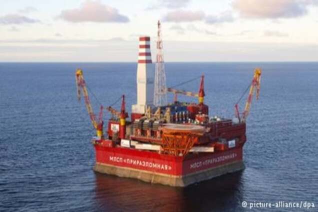 На тлі падіння цін на нафту Росія у 2015 році видобула її рекордну кількість