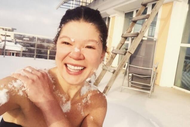 Руслана встретила Новый год в сугробах снега: фотофакт